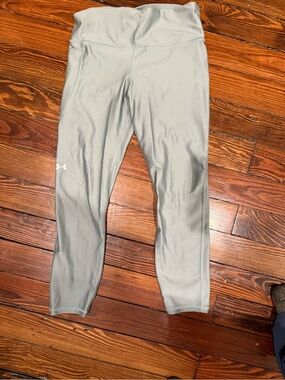 Under Armour Seafoam Green Heat Gear Leggings - Womens Medium
